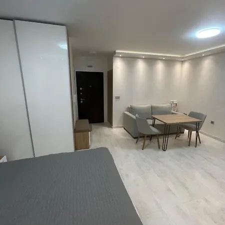 Lazur Lux Studio Near Beach With Free Parking דירה *
